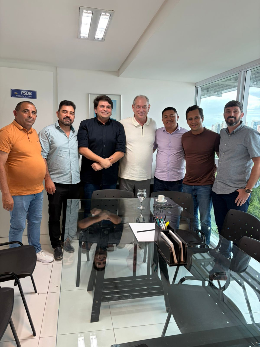 CIRO AVANÇA NO CARIRI E ENTREGA MISSÃO ESTRATÉGICA A DR. ABRAÃO PARA ARTICULAR BASE NO CARIRI ORIENTAL